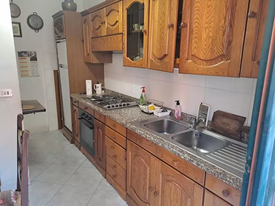 Immagine 4 di Appartamento in vendita  a Cecina