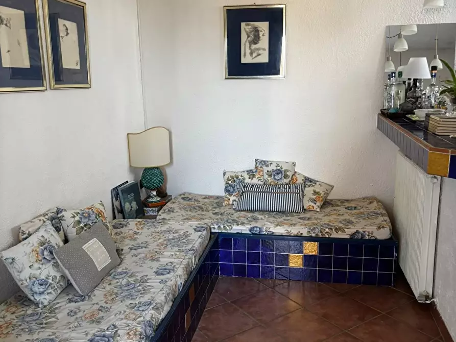 Immagine 12 di Appartamento in vendita  a Viareggio