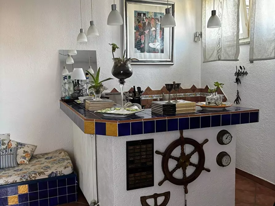 Immagine 5 di Appartamento in vendita  a Viareggio