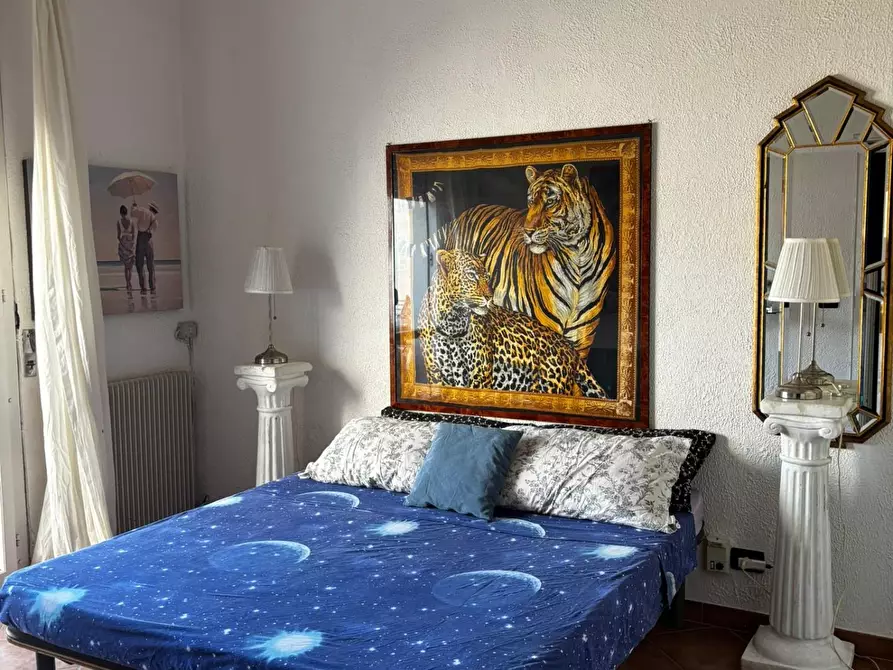 Immagine 16 di Appartamento in vendita  a Viareggio