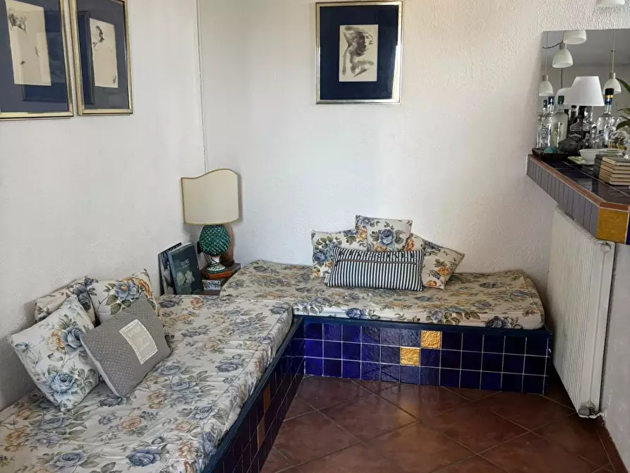 Immagine 8 di Appartamento in vendita  a Viareggio