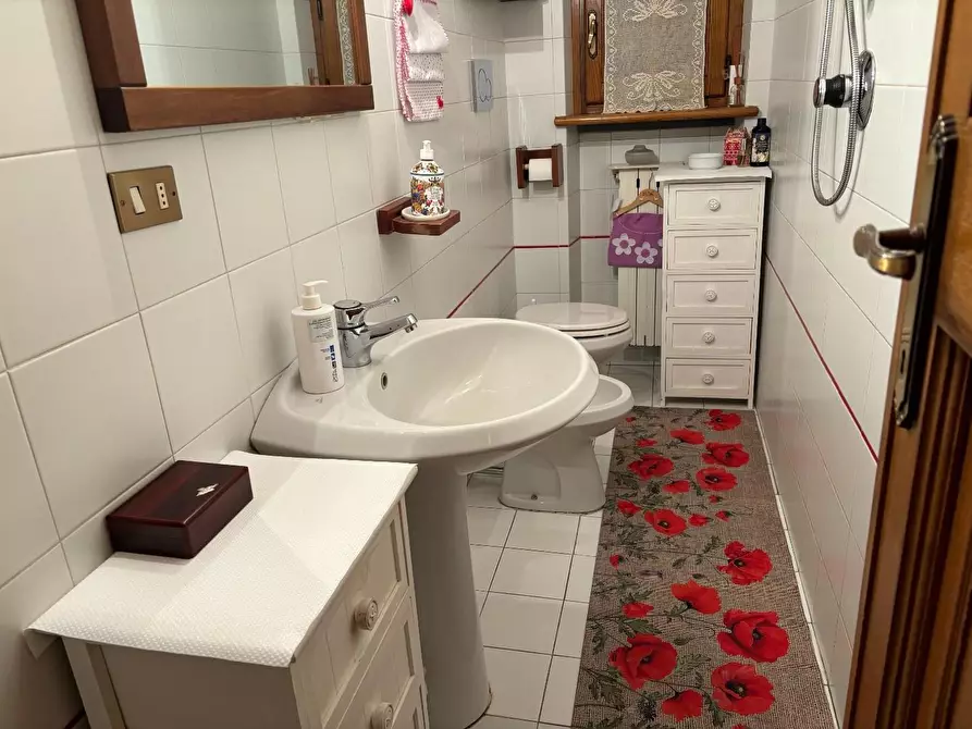 Immagine 7 di Villetta a schiera in vendita  a Viareggio