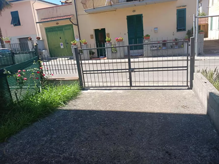 Immagine 24 di Appartamento in vendita  a Ponsacco