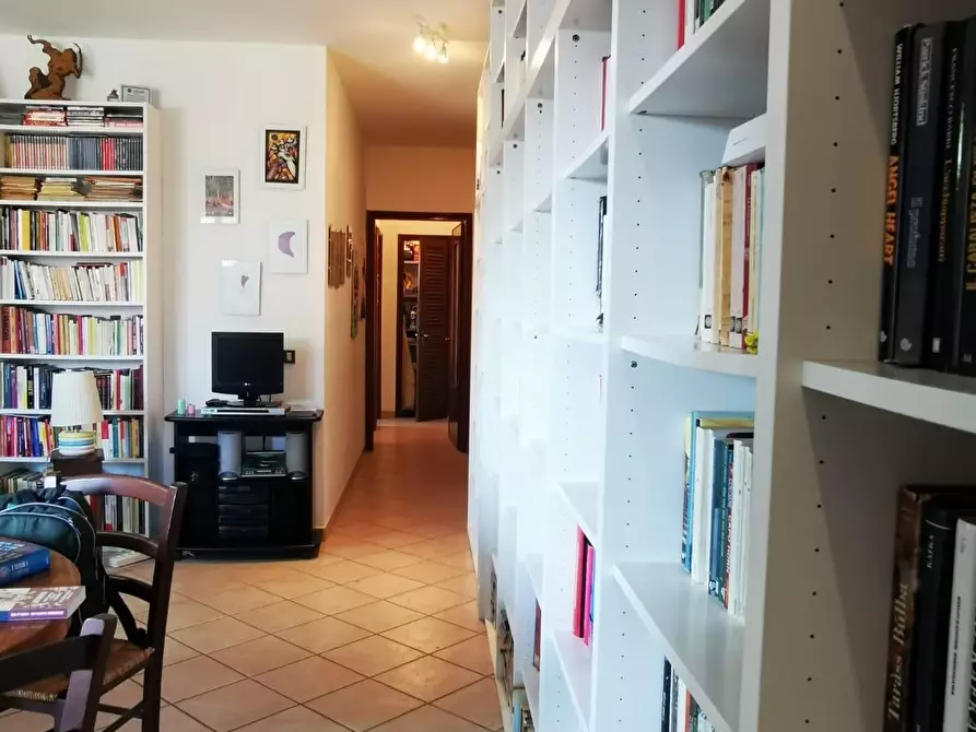 Immagine 21 di Appartamento in vendita  a Cascina