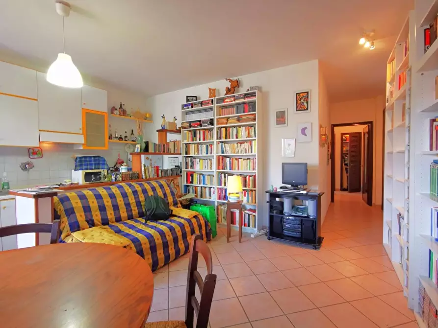 Immagine 5 di Appartamento in vendita  a Cascina