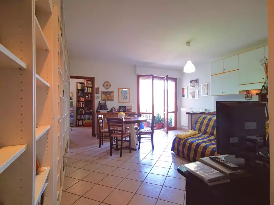 Immagine 18 di Appartamento in vendita  a Cascina