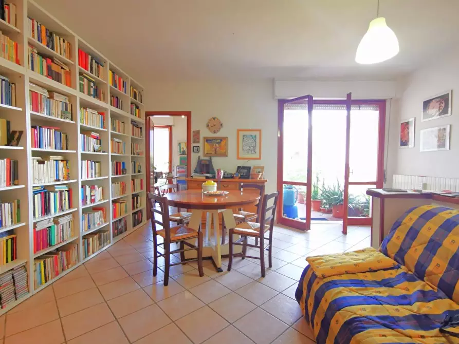 Immagine 7 di Appartamento in vendita  a Cascina