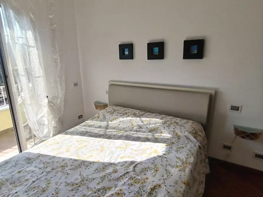 Immagine 38 di Villa in vendita  a Carrara