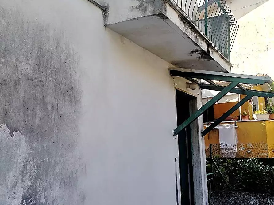 Immagine 6 di Casa semindipendente in vendita  a Massa