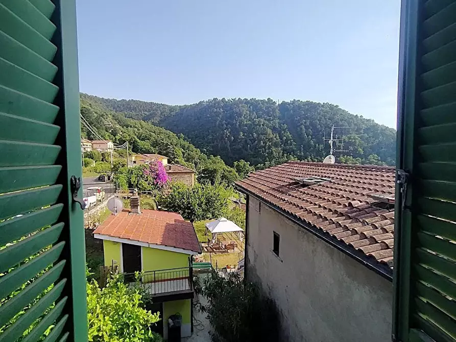 Immagine 19 di Casa semindipendente in vendita  a Massa