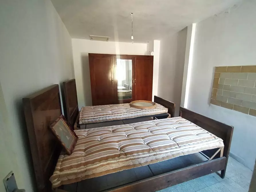 Immagine 20 di Casa semindipendente in vendita  a Massa