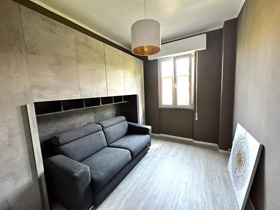 Immagine 25 di Appartamento in vendita  a Massa