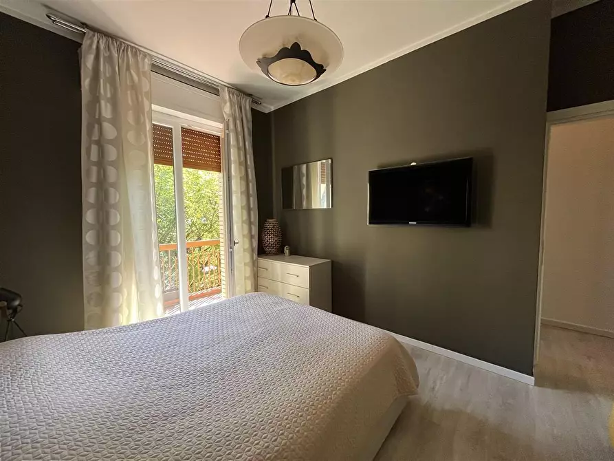 Immagine 10 di Appartamento in vendita  a Massa