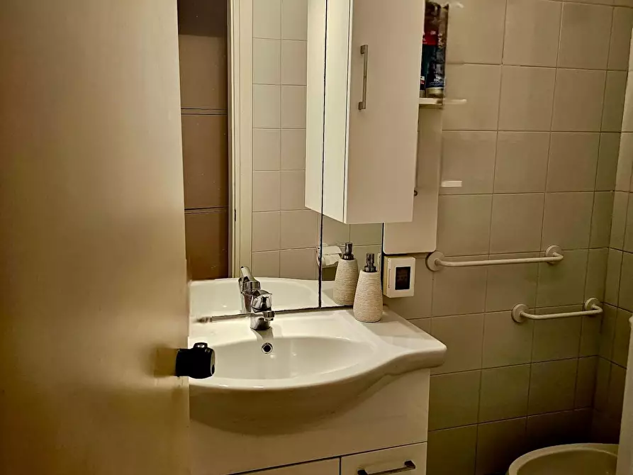 Immagine 5 di Appartamento in vendita  a Camaiore