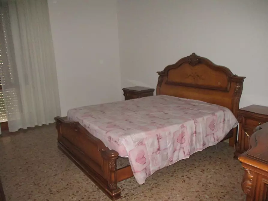 Immagine 13 di Appartamento in vendita  a Pontedera