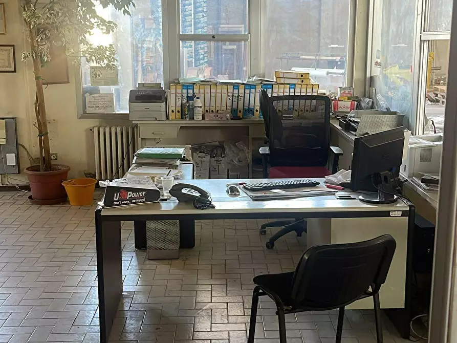 Immagine 10 di Capannone industriale in vendita  a Calcinaia