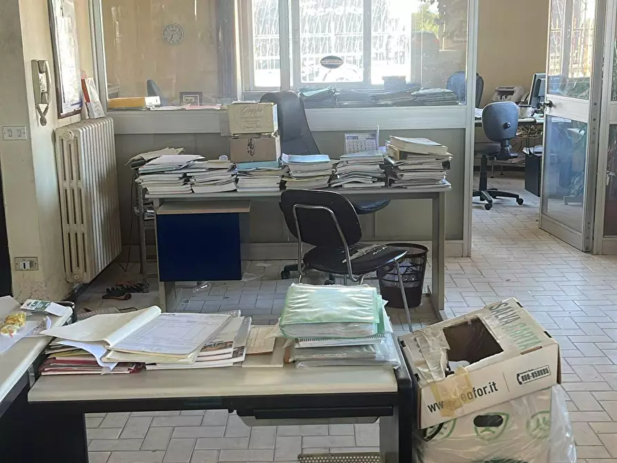 Immagine 8 di Capannone industriale in vendita  a Calcinaia