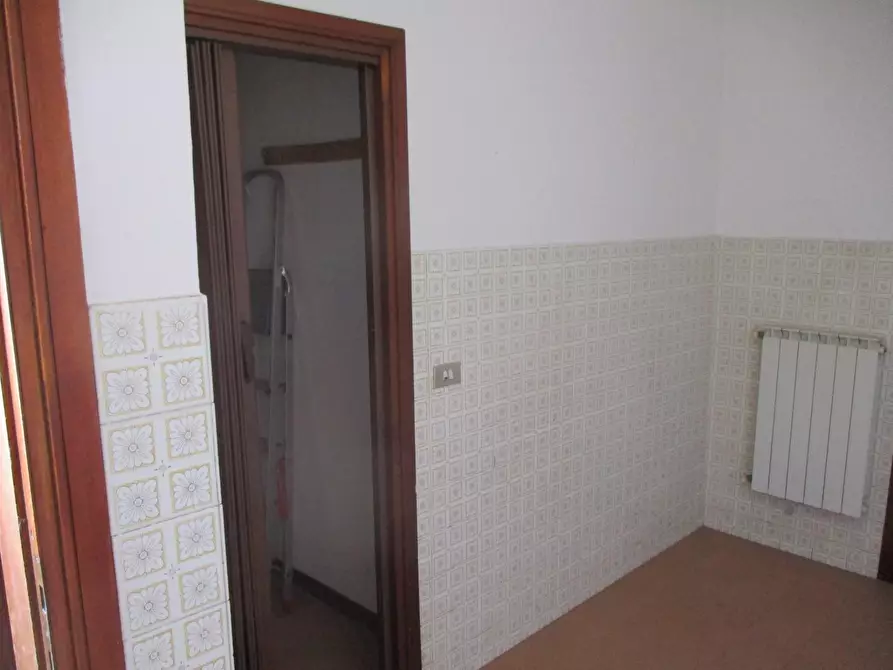 Immagine 9 di Appartamento in vendita  a Pontedera