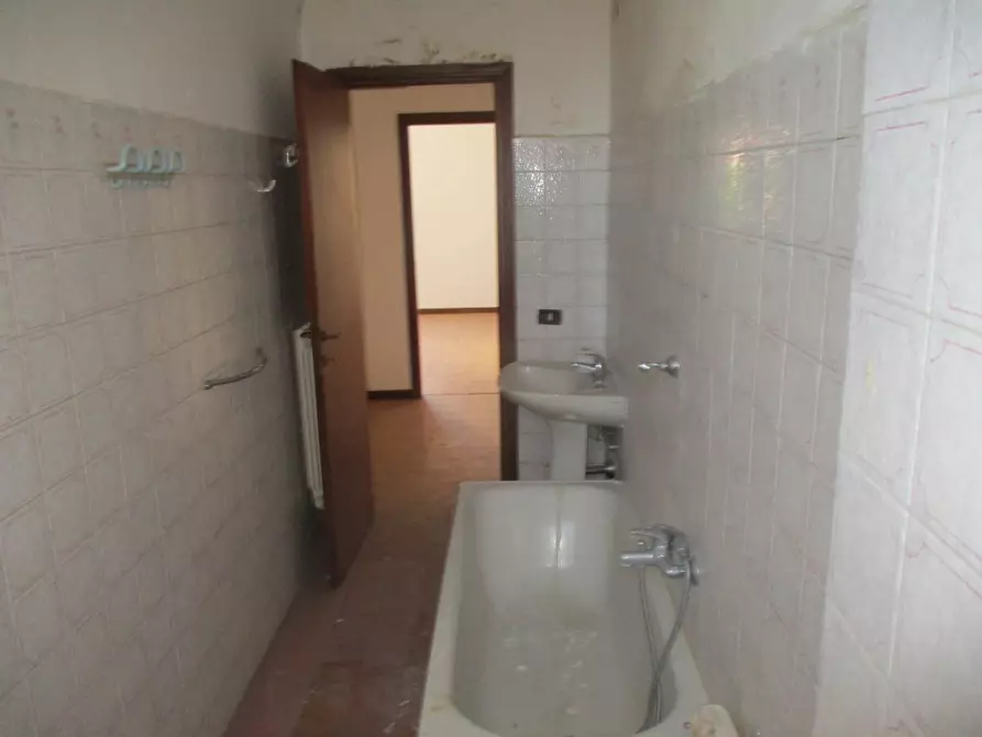 Immagine 7 di Appartamento in vendita  a Pontedera