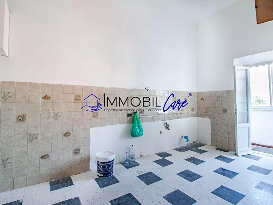 Immagine 2 di Appartamento in vendita  a Livorno