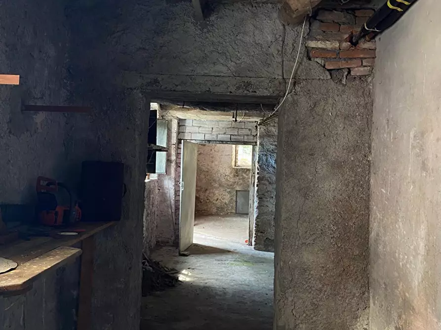 Immagine 24 di Casa colonica in vendita  a Coreglia Antelminelli
