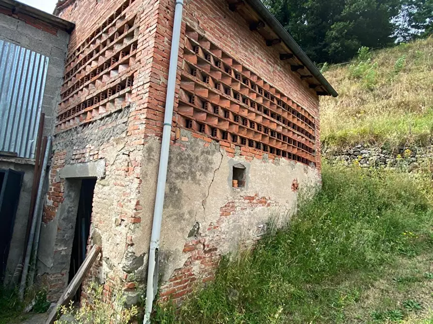 Immagine 22 di Casa colonica in vendita  a Coreglia Antelminelli