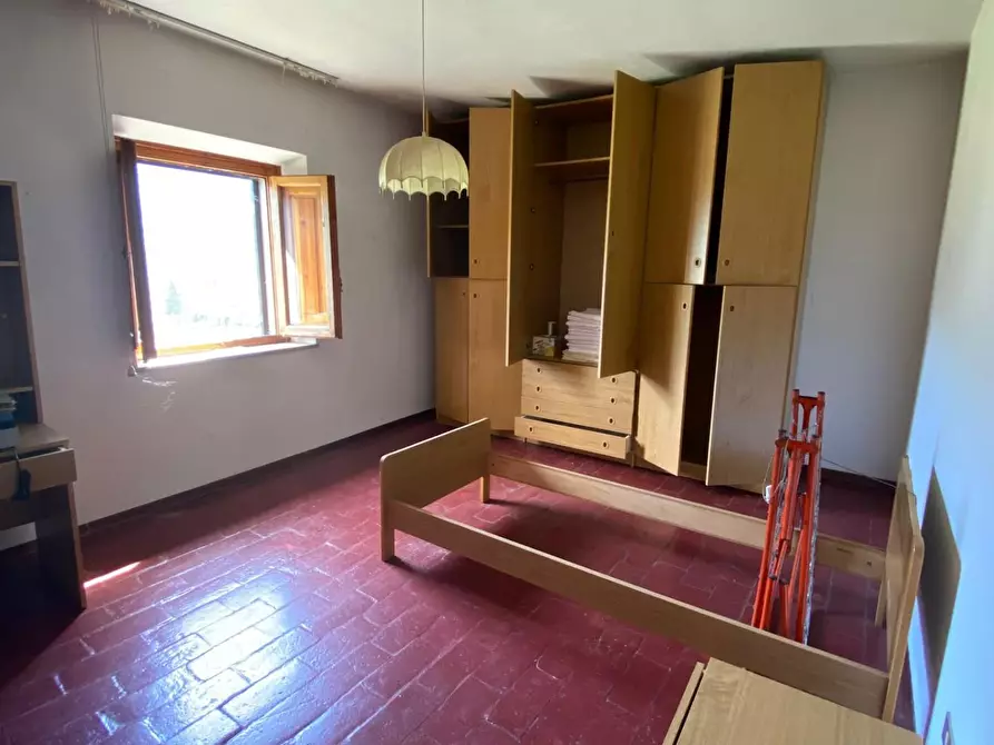 Immagine 18 di Casa colonica in vendita  a Coreglia Antelminelli