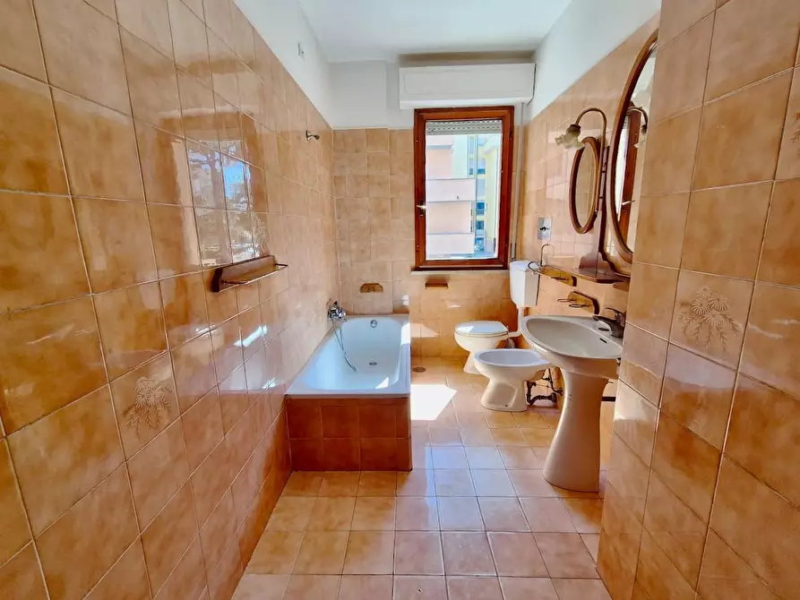 Immagine 38 di Appartamento in vendita  a Pisa