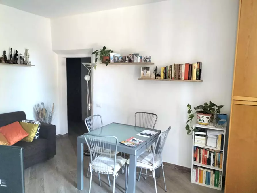 Immagine 17 di Appartamento in vendita  a Lastra A Signa