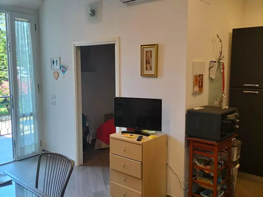 Immagine 9 di Appartamento in vendita  a Lastra A Signa