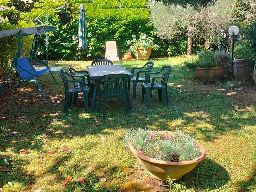 Immagine 5 di Appartamento in vendita  a Lastra A Signa