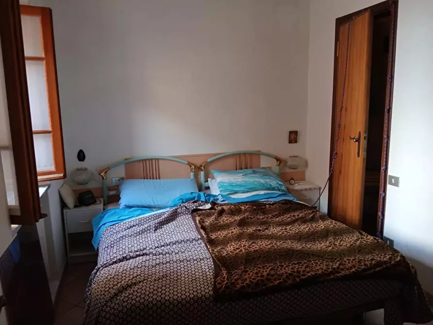 Immagine 15 di Appartamento in vendita  a Lerici