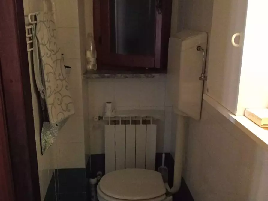 Immagine 11 di Appartamento in vendita  a Lerici