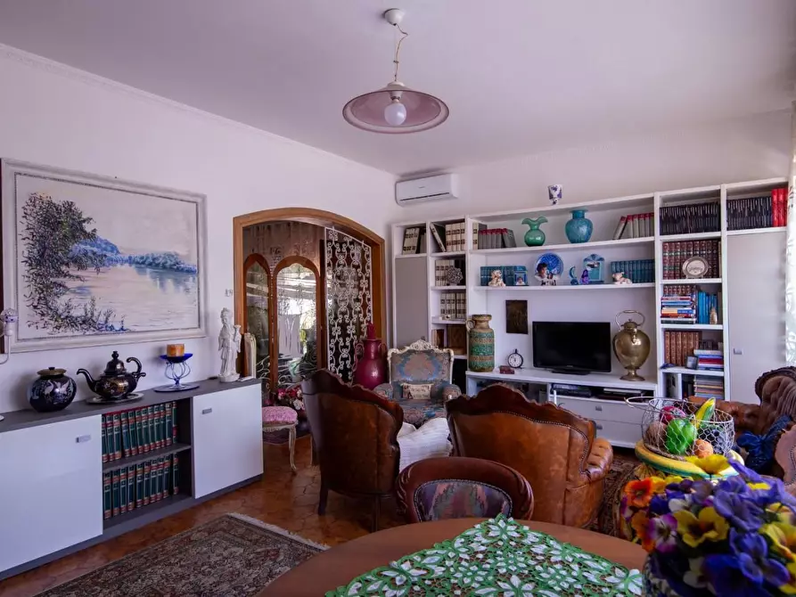 Immagine 3 di Appartamento in vendita  a Cascina