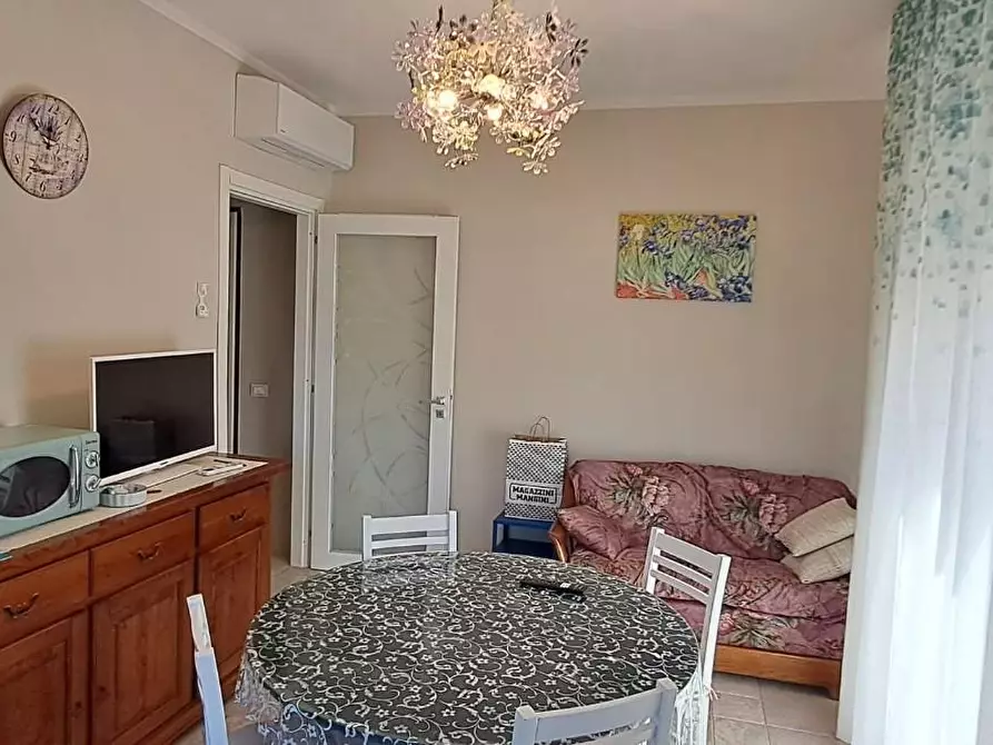 Immagine 6 di Appartamento in vendita  a Cecina