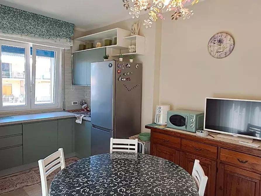 Immagine 5 di Appartamento in vendita  a Cecina