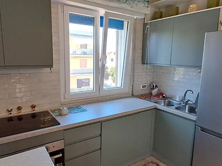 Immagine 4 di Appartamento in vendita  a Cecina