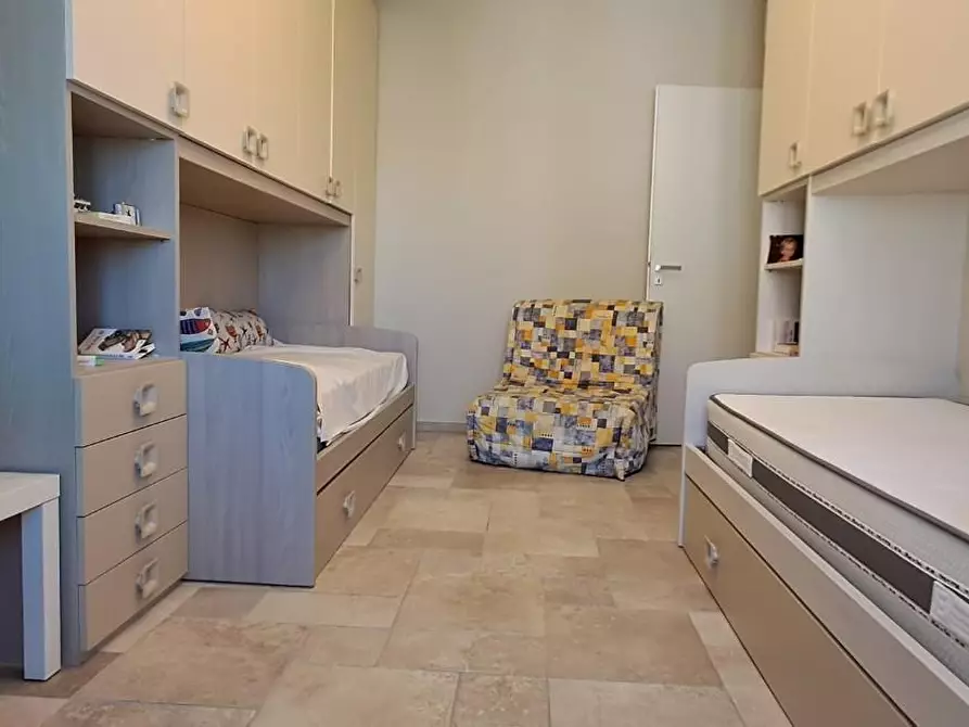 Immagine 11 di Appartamento in vendita  a Cecina