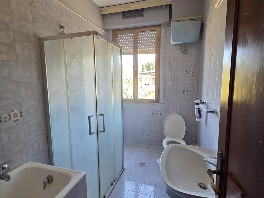 Immagine 7 di Appartamento in vendita  a Cascina