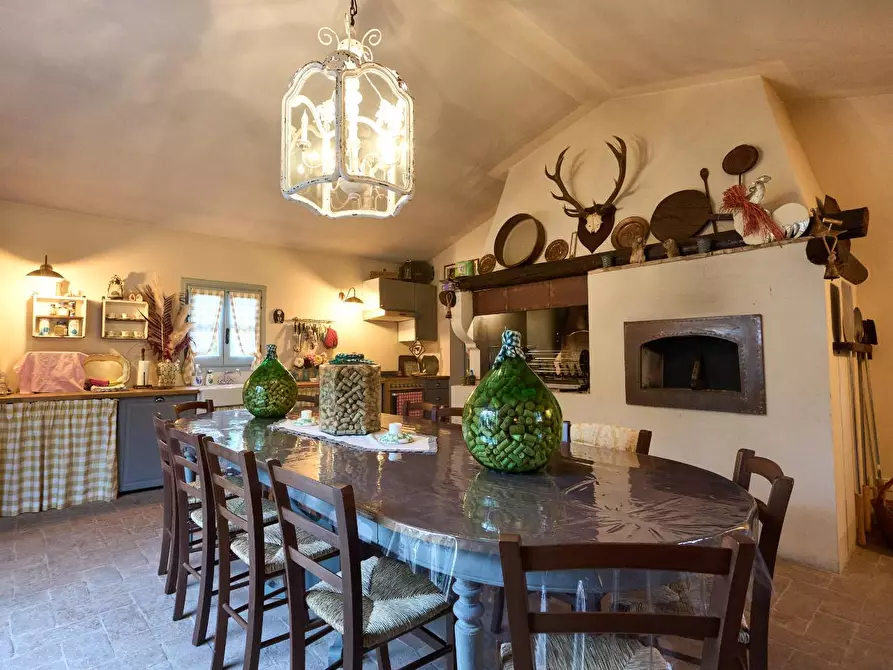 Immagine 10 di Villa in vendita  a Fucecchio