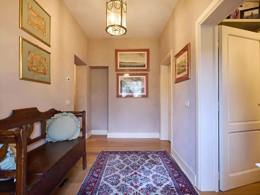 Immagine 5 di Villa in vendita  a Fucecchio