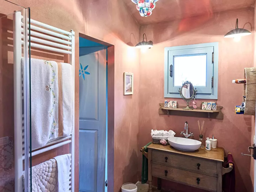 Immagine 11 di Villa in vendita  a Fucecchio