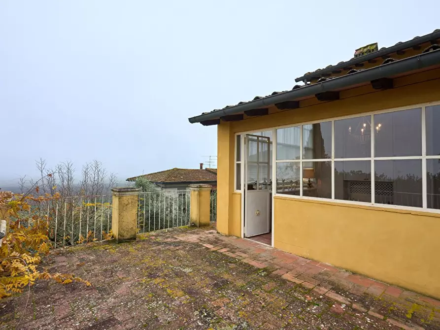 Immagine 7 di Villa in vendita  a Fucecchio