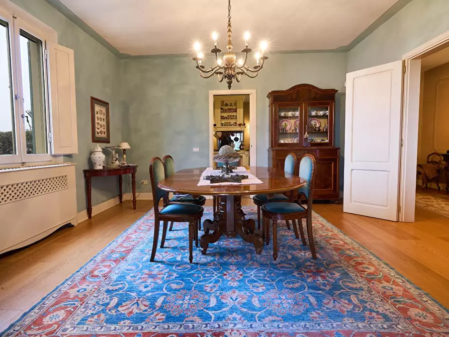 Immagine 14 di Villa in vendita  a Fucecchio