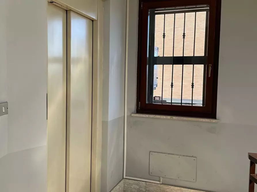 Immagine 53 di Appartamento in vendita  a Torino