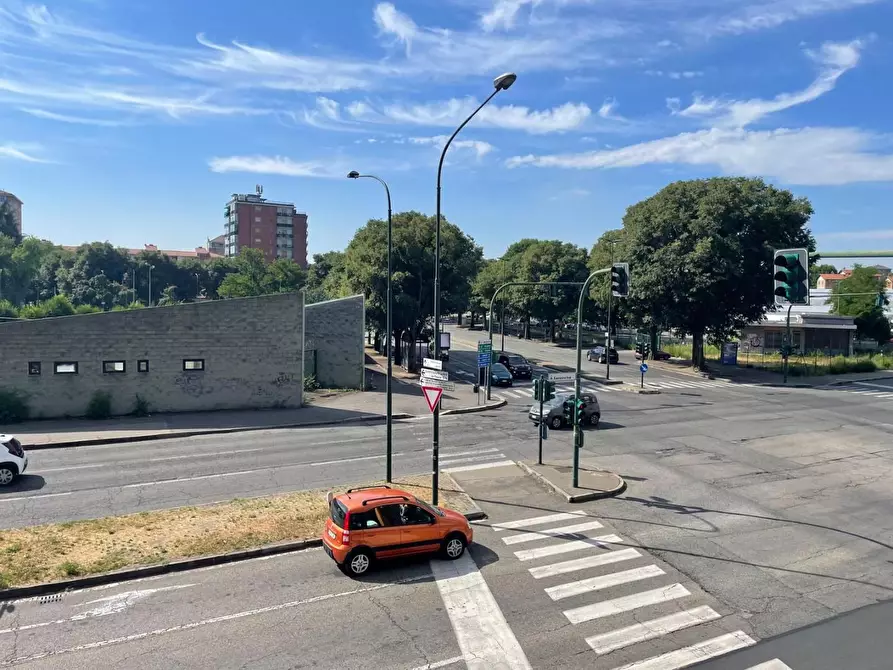 Immagine 50 di Appartamento in vendita  a Torino