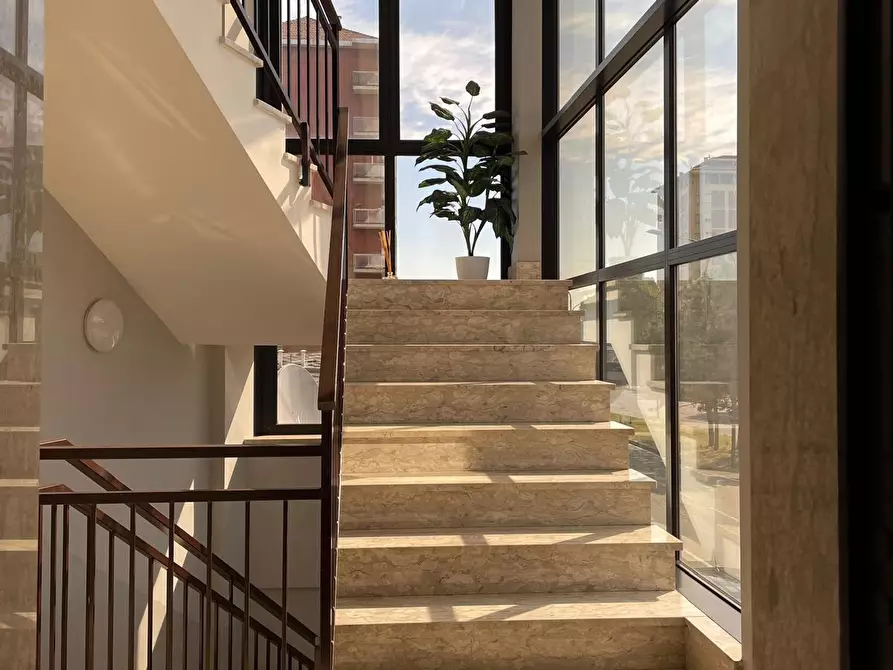 Immagine 51 di Appartamento in vendita  a Torino