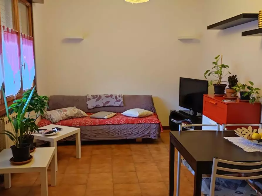 Immagine 1 di Appartamento in vendita  a Sarzana