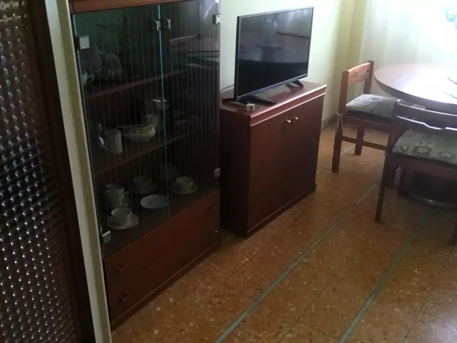 Immagine 9 di Appartamento in vendita  a Viareggio