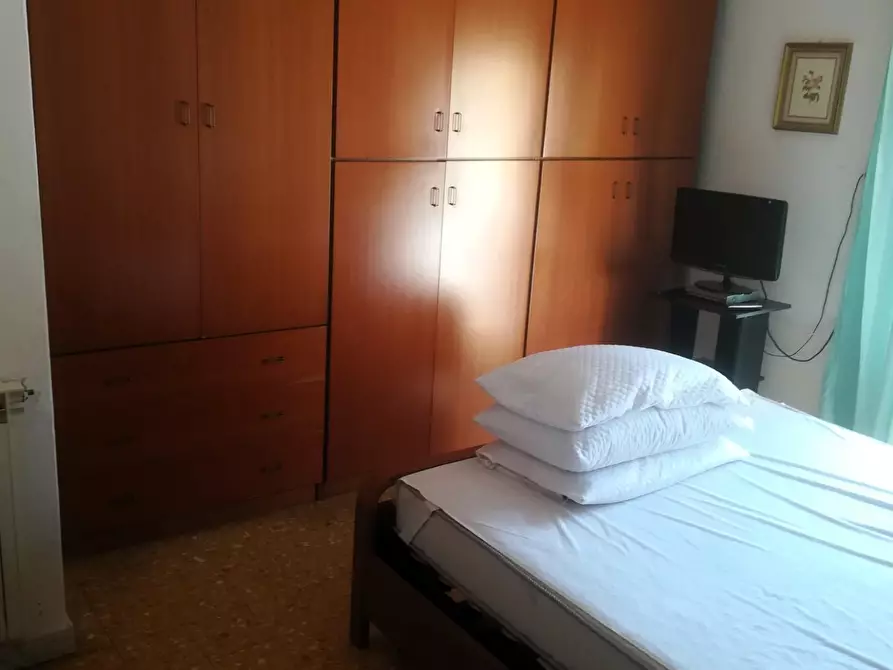 Immagine 7 di Appartamento in vendita  a Viareggio